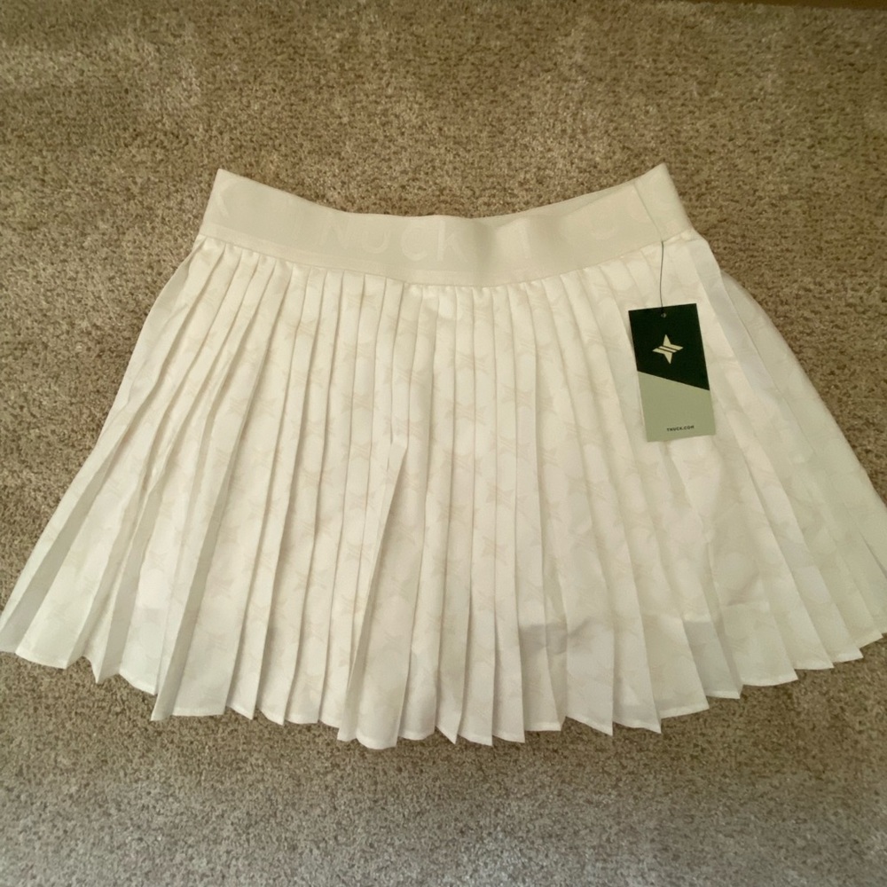BNWT Tuckernuck White Tennis Skirt